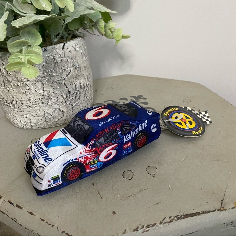 Vintage 1998 Speedie Beanie Car NASCAR Mark Martin #6
